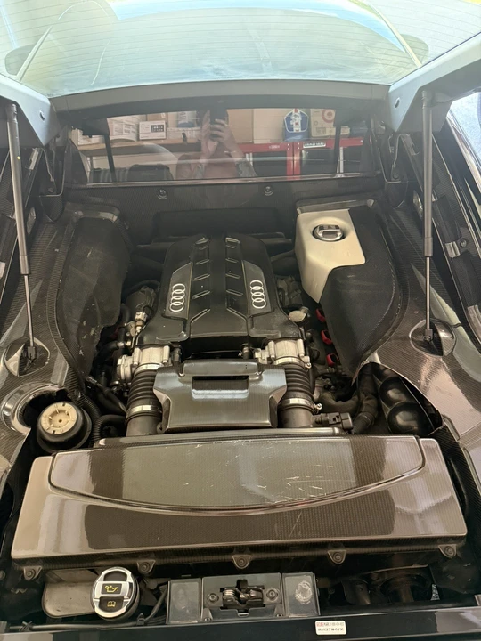 2009 Audi 42 R8 - Image 14 of 18