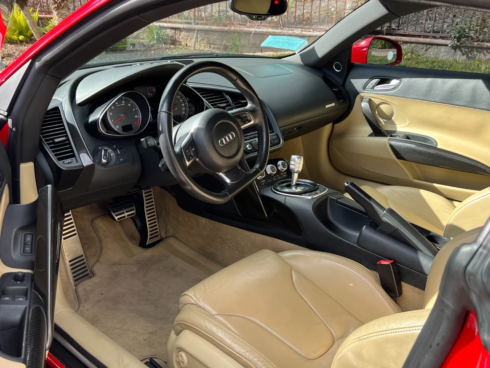 2009 Audi 42 R8 - Image 7 of 8