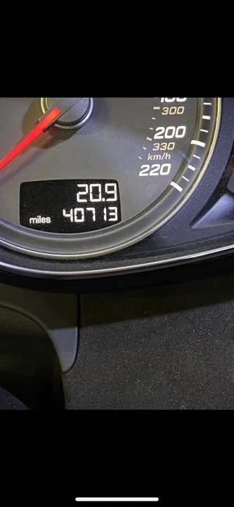 2009 Audi 42 R8 - Image 12 of 17
