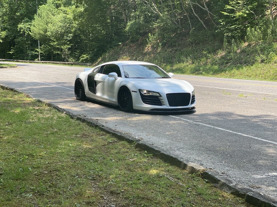 2009 Audi 42 R8 - Image 10 of 21
