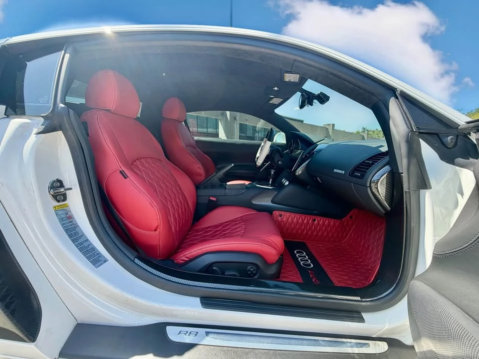 2009 Audi 42 R8 - Image 12 of 20