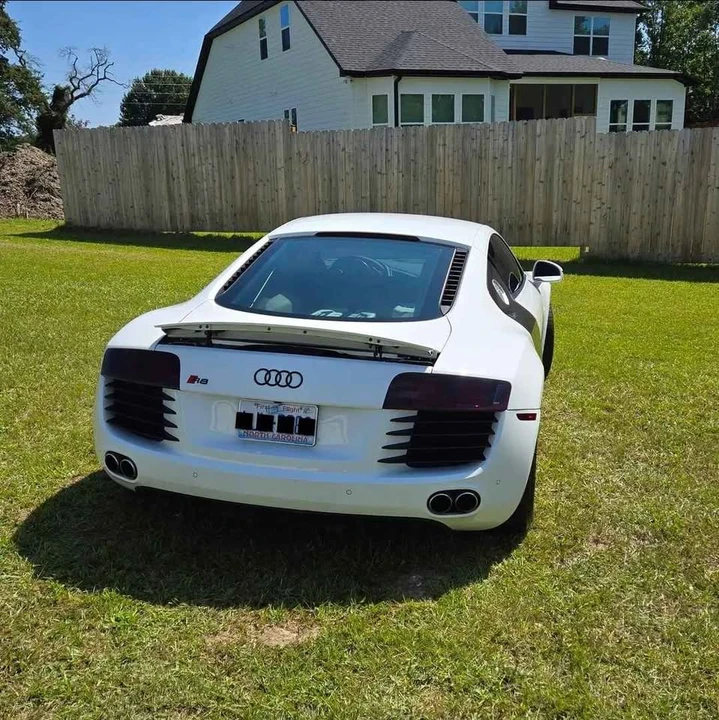 2009 Audi 42 R8 - Image 7 of 14