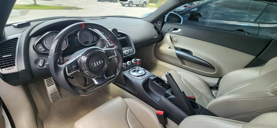 2009 Audi 42 R8 - Image 8 of 14