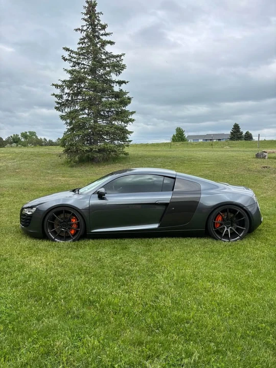 2009 Audi 42 R8 - Image 2 of 8