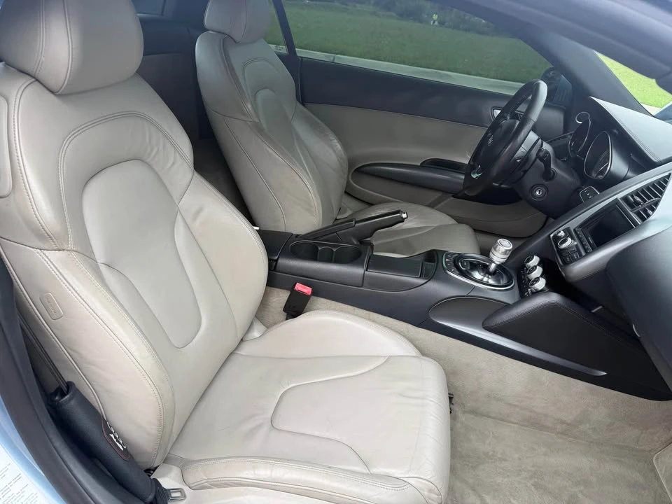 2009 Audi 42 R8 - Image 14 of 19