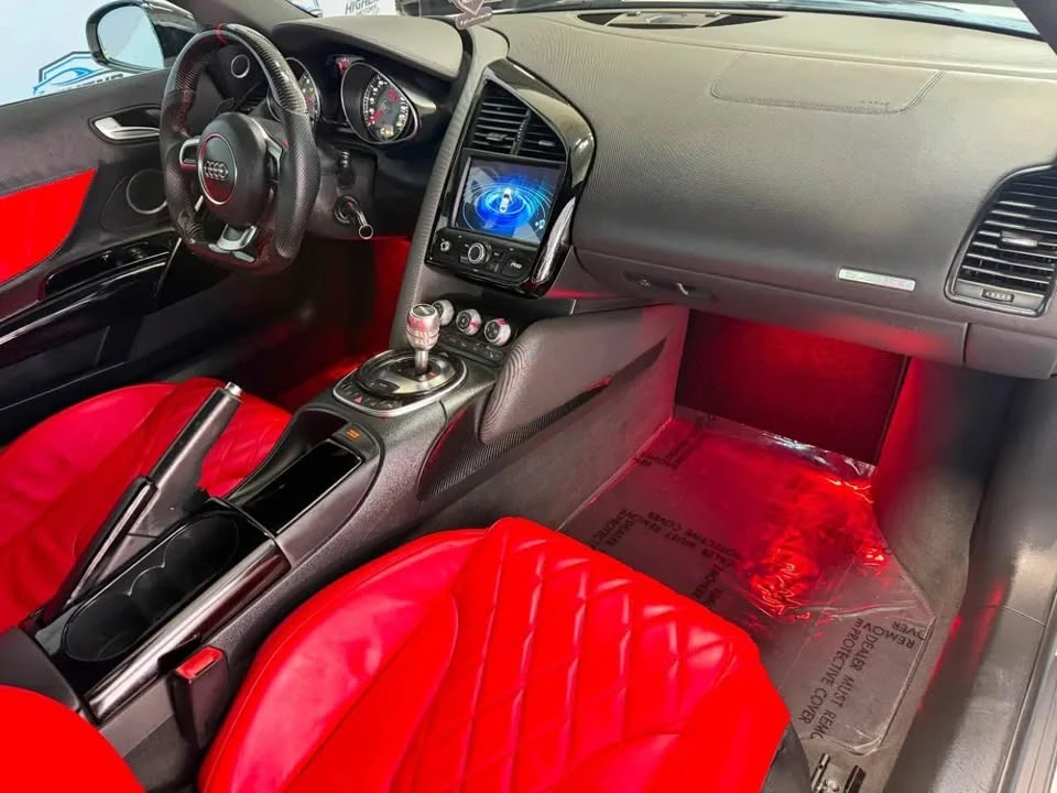 2009 Audi 42 R8 - Image 7 of 8