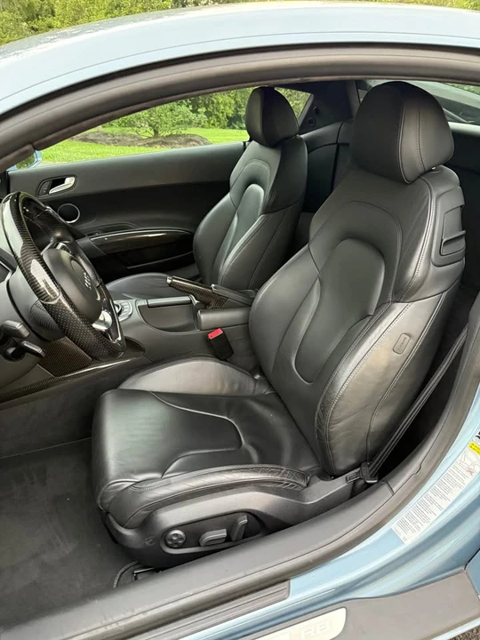 2009 Audi 42 R8 - Image 6 of 10