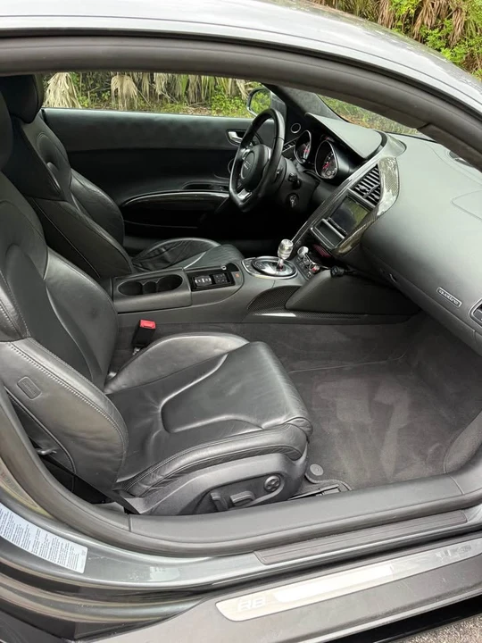 2009 Audi 42 R8 - Image 10 of 15