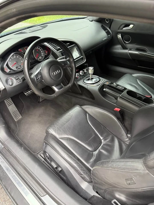 2009 Audi 42 R8 - Image 9 of 15