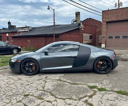 2009 Audi R8 4.2 Quattro Coupe 2D