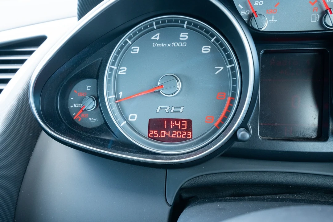 2009 Audi 42 R8 - Image 25 of 30