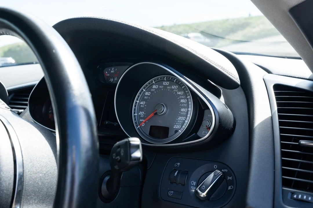 2009 Audi 42 R8 - Image 29 of 30