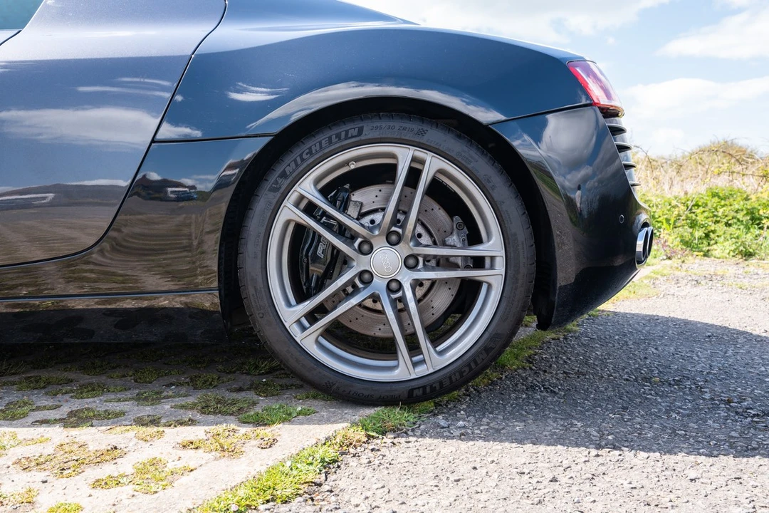 2009 Audi 42 R8 - Image 20 of 30