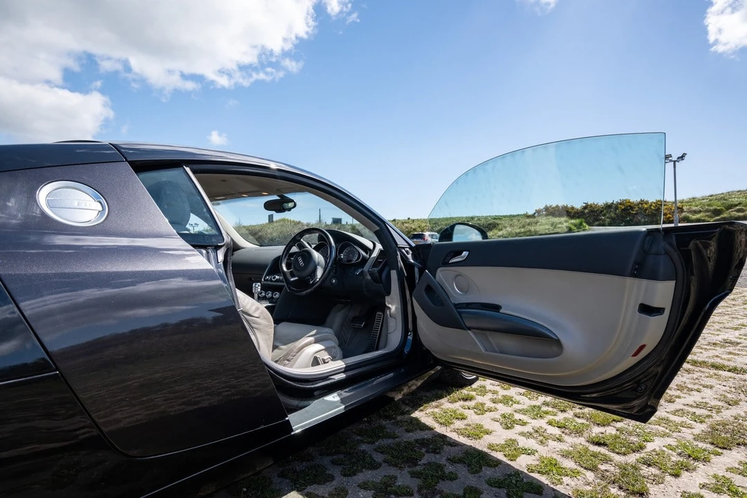 2009 Audi 42 R8 - Image 22 of 30
