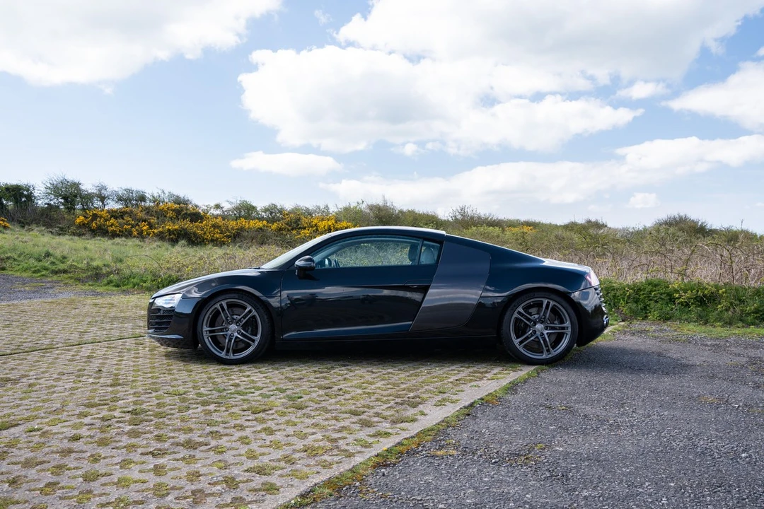 2009 Audi 42 R8 - Image 10 of 30