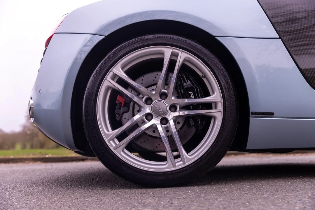 2009 Audi 42 R8 - Image 24 of 30