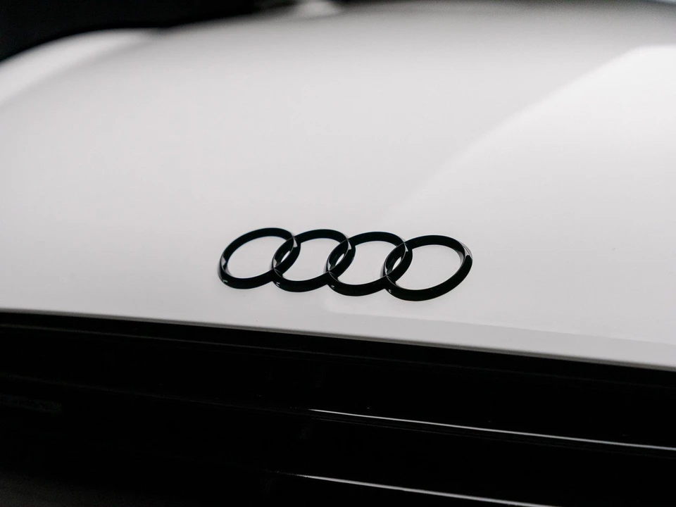 2009 Audi 42 R8 - Image 22 of 31