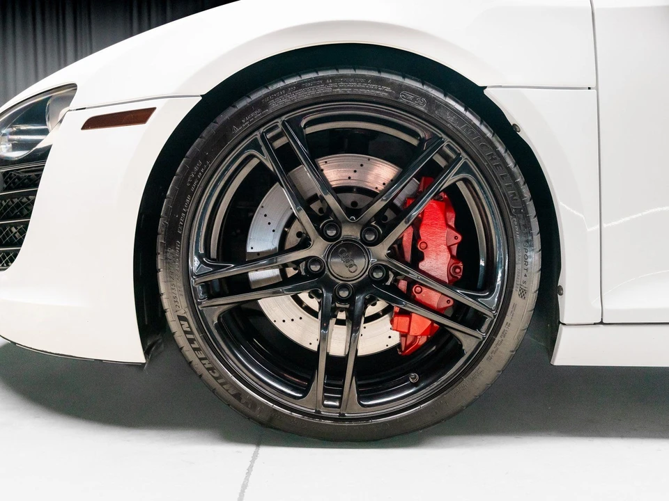 2009 Audi 42 R8 - Image 24 of 31
