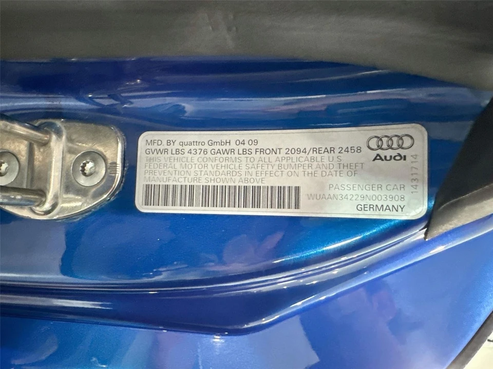 2009 Audi 42 R8 - Image 28 of 31
