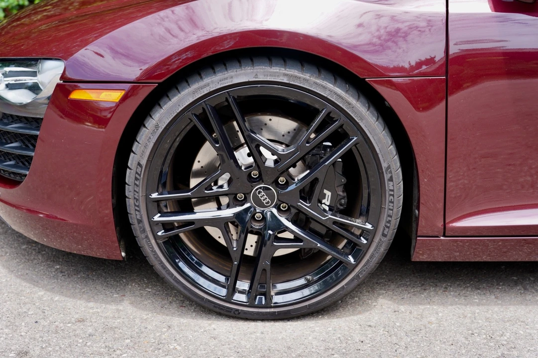 2009 Audi 42 R8 - Image 15 of 31