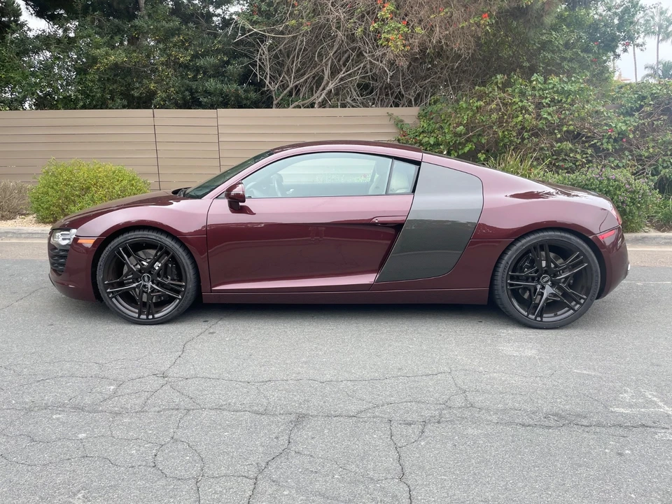 2009 Audi 42 R8 - Image 30 of 31