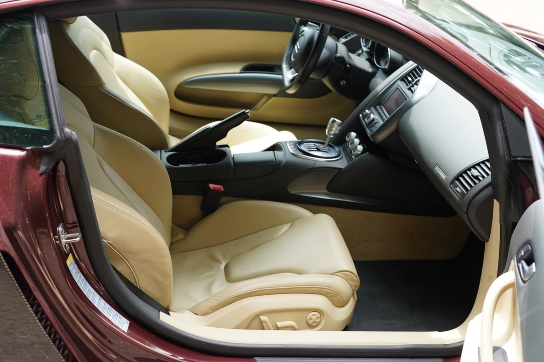 2009 Audi 42 R8 - Image 18 of 31