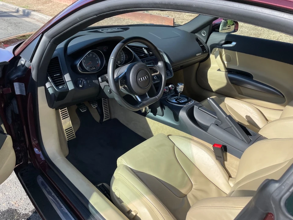 2009 Audi 42 R8 - Image 25 of 31