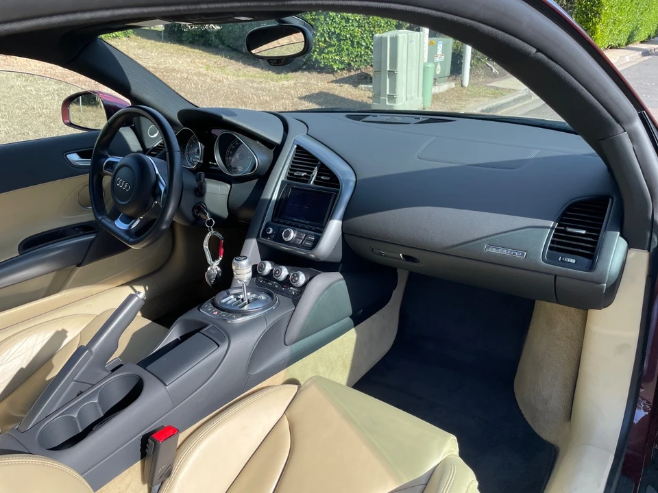2009 Audi 42 R8 - Image 22 of 31