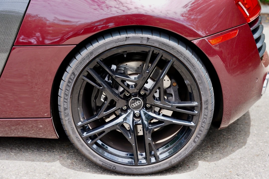2009 Audi 42 R8 - Image 16 of 31