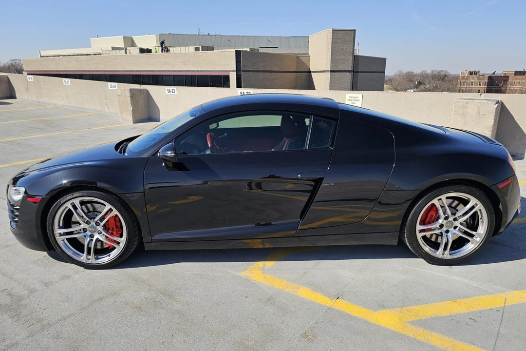 2009 Audi 42 R8 - Image 22 of 31