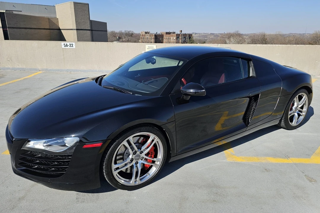 2009 Audi 42 R8 - Image 9 of 31