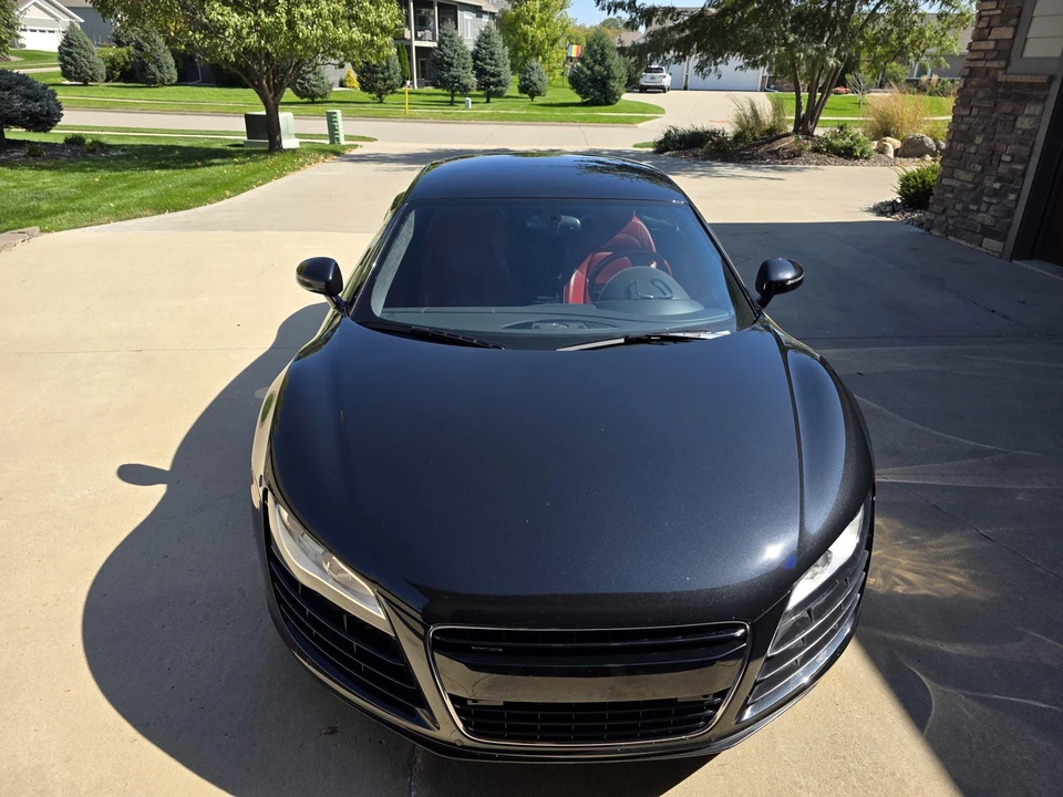 2009 Audi 42 R8 - Image 2 of 31