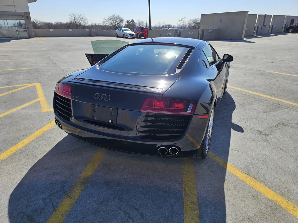 2009 Audi 42 R8 - Image 18 of 31