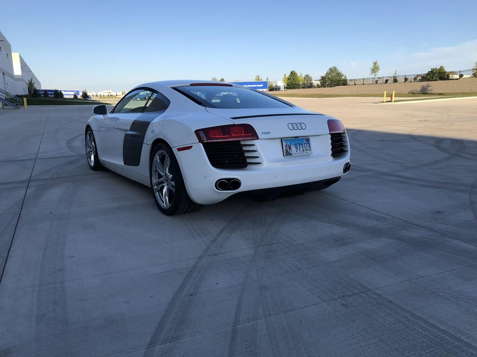 2009 Audi 42 R8 - Image 29 of 31