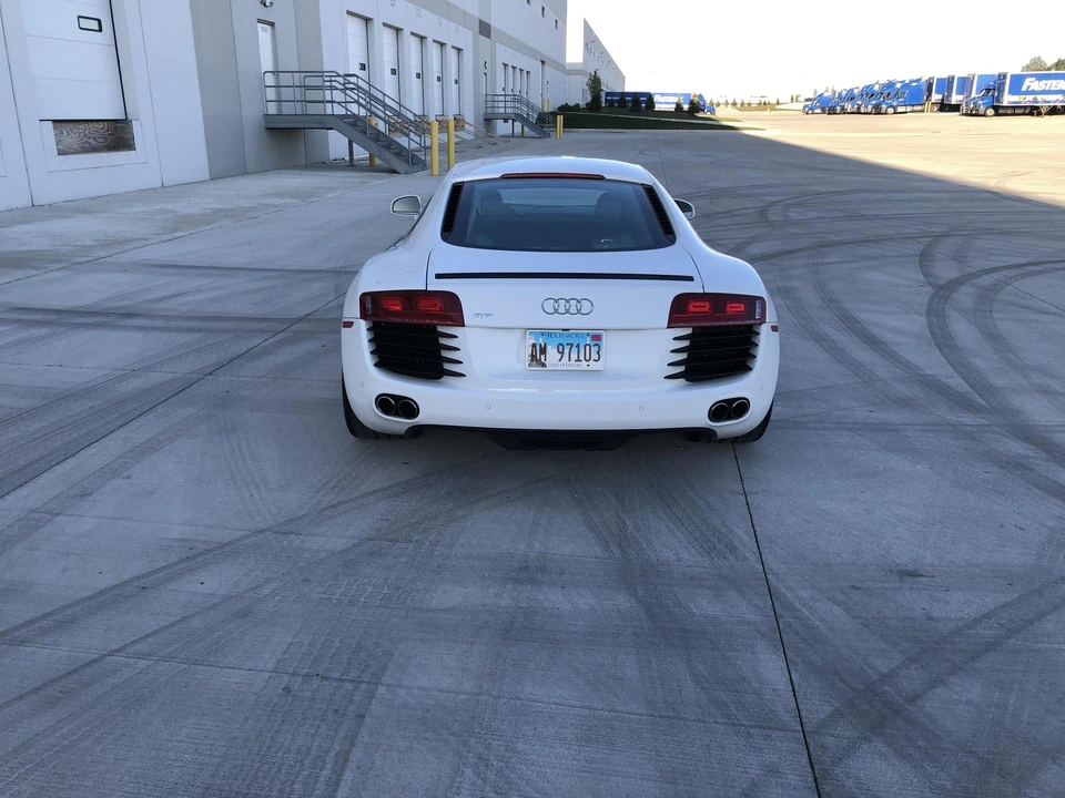 2009 Audi 42 R8 - Image 26 of 31
