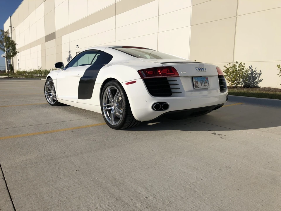 2009 Audi 42 R8 - Image 9 of 31