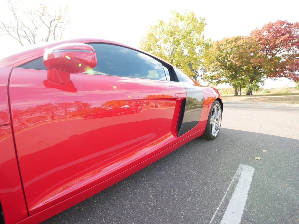 2009 Audi 42 R8 - Image 29 of 31