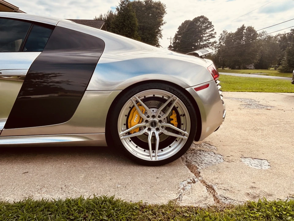 2009 Audi 42 R8 - Image 12 of 31