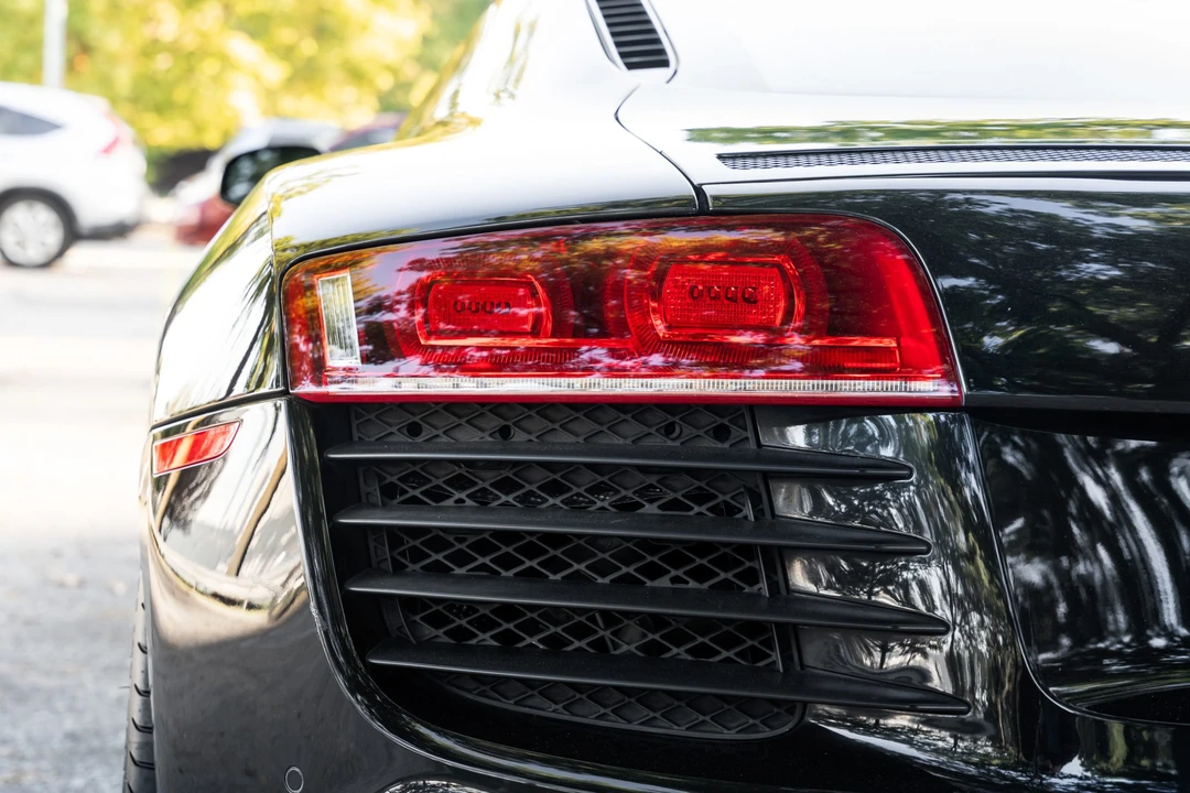 2009 Audi 42 R8 - Image 16 of 31