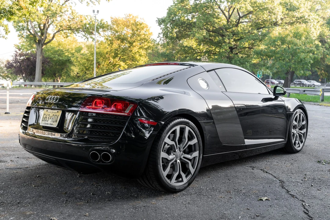 2009 Audi 42 R8 - Image 6 of 31