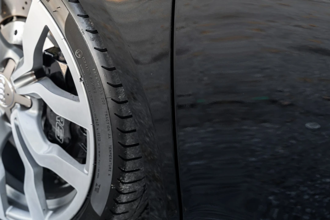 2009 Audi 42 R8 - Image 22 of 31