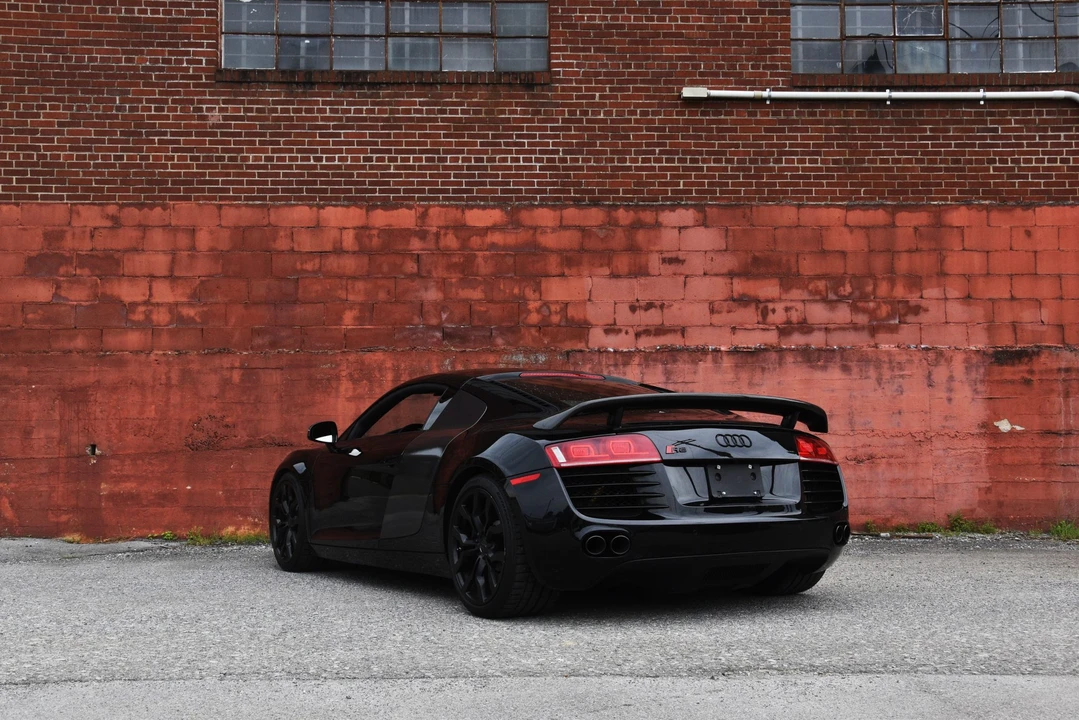2009 Audi 42 R8 - Image 23 of 31