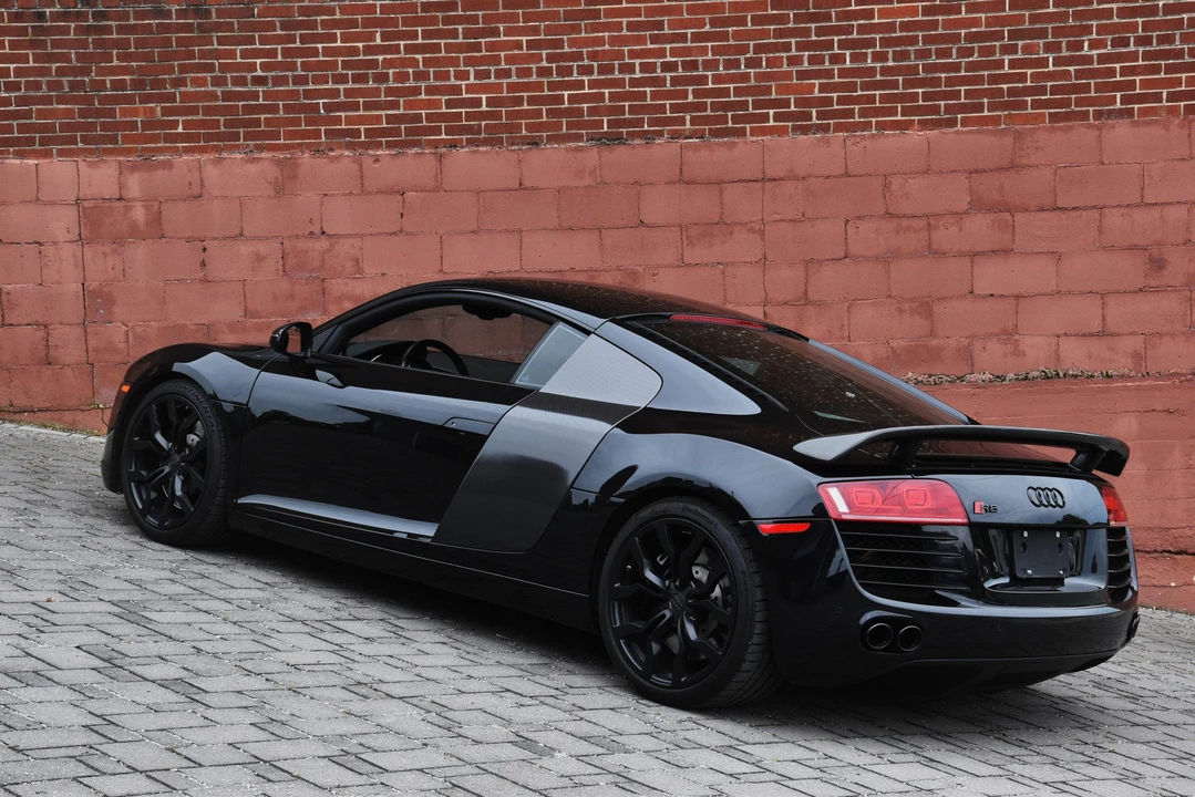 2009 Audi 42 R8 - Image 26 of 31