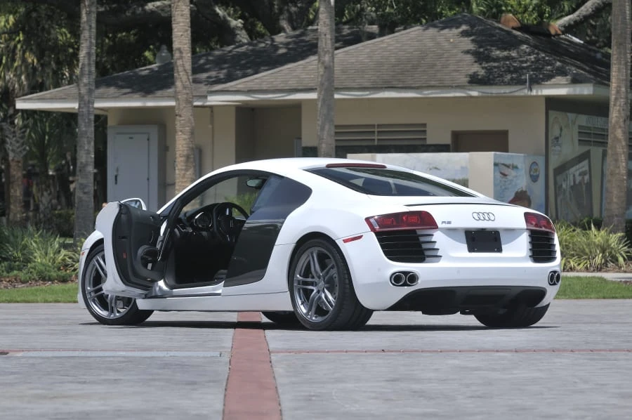 2009 Audi 42 R8 - Image 8 of 12