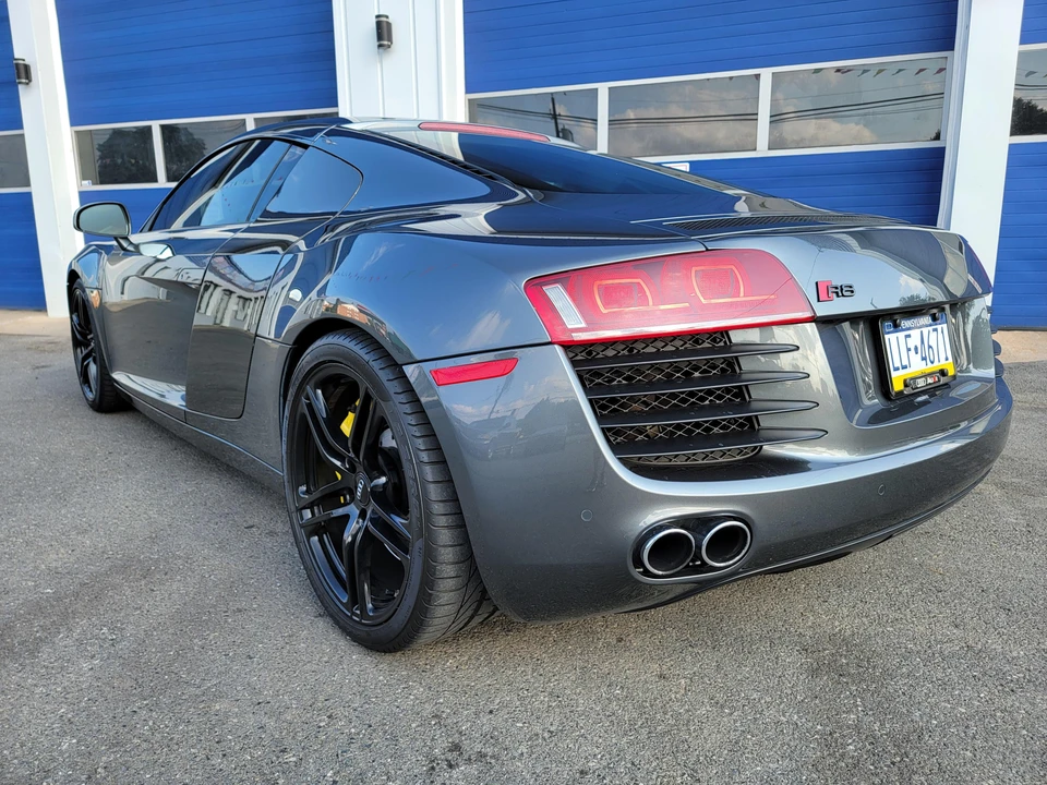 2009 Audi 42 R8 - Image 8 of 31