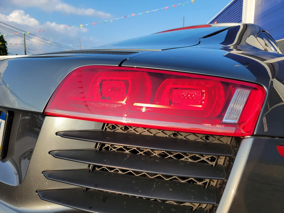 2009 Audi 42 R8 - Image 14 of 31