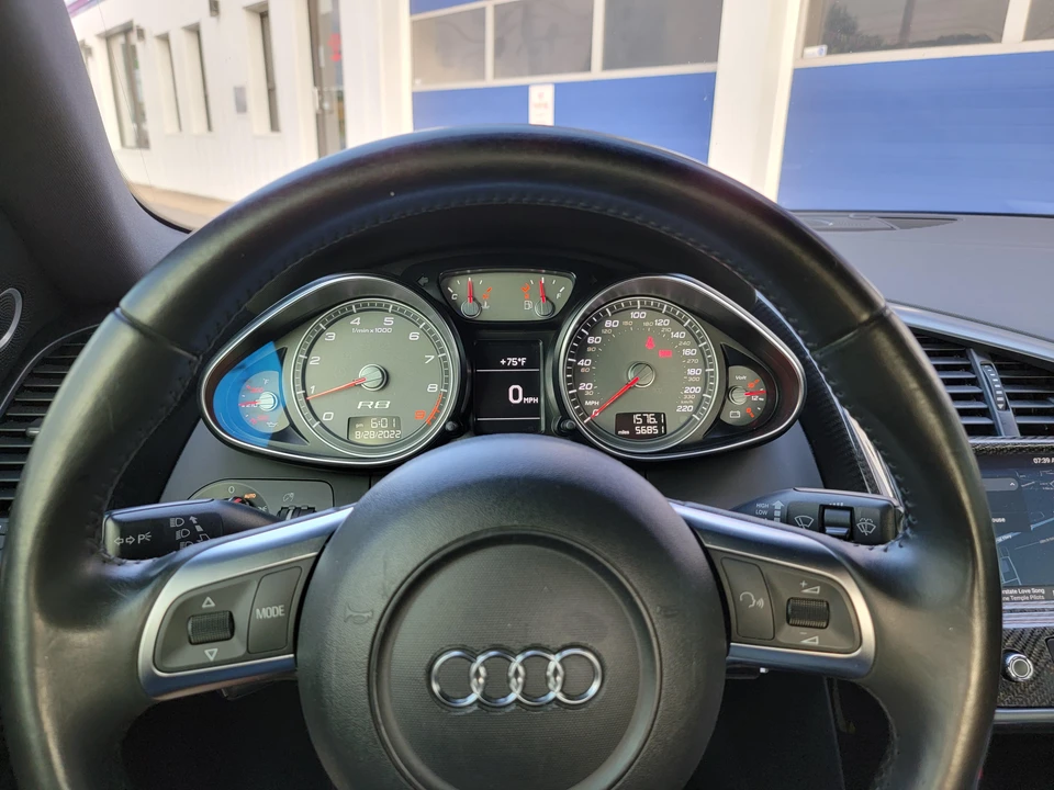 2009 Audi 42 R8 - Image 30 of 31