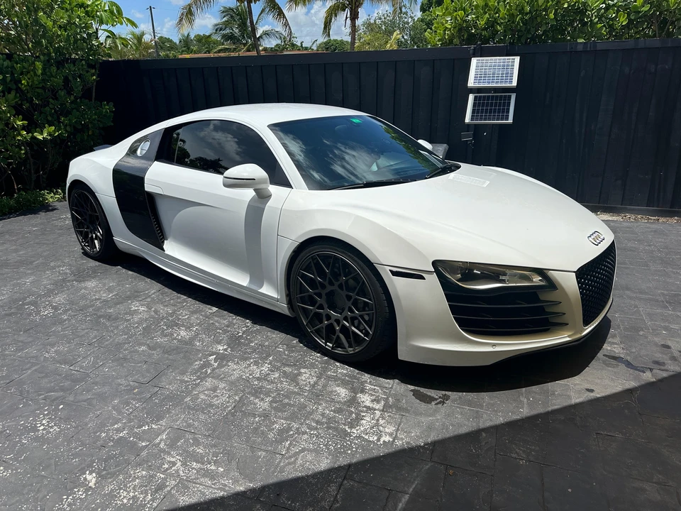 2009 Audi 42 R8 - Image 14 of 31