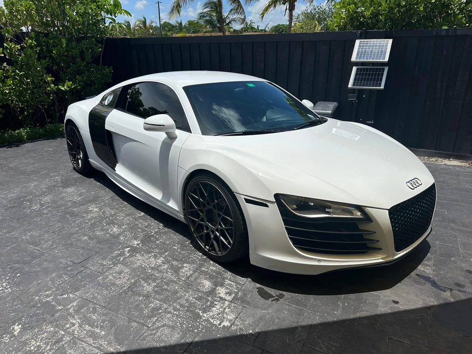 2009 Audi 42 R8 - Image 15 of 31