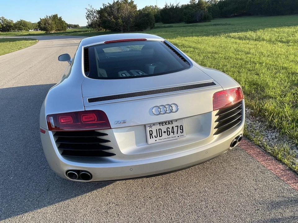 2009 Audi 42 R8 - Image 7 of 31